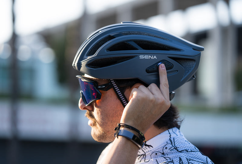 Casco Sena R2 e casco bici Sena R2 EVO